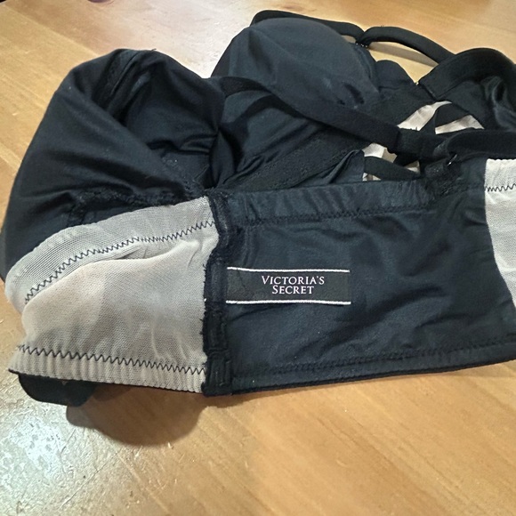 VS Victoria Secret Bralette - Picture 3 of 3